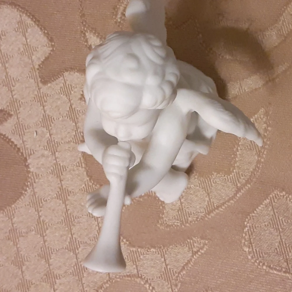 Avon Nativity Collectibles The Cherub Porcelain Figurine